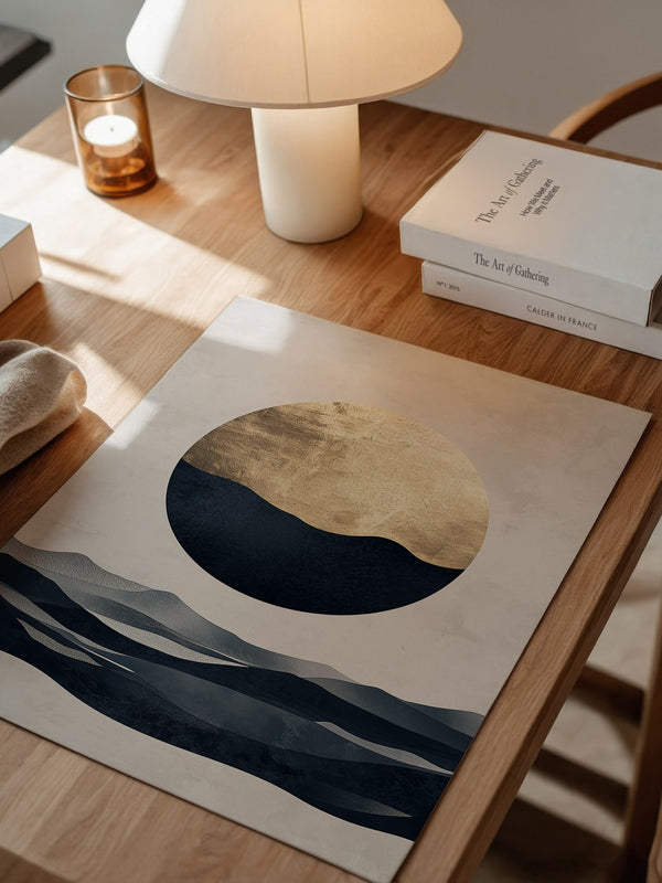 Goldene Mondlandschaft abstrakt