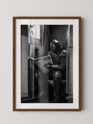 Ritter Rüstung Zeitungsklo S/W