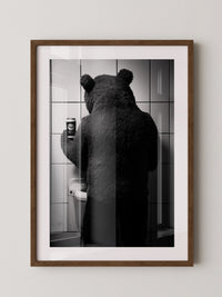 Bärenkostüm Kachelwand Retro-Look