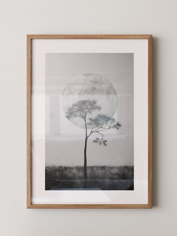 Baum vor Mond Schwarzweiß