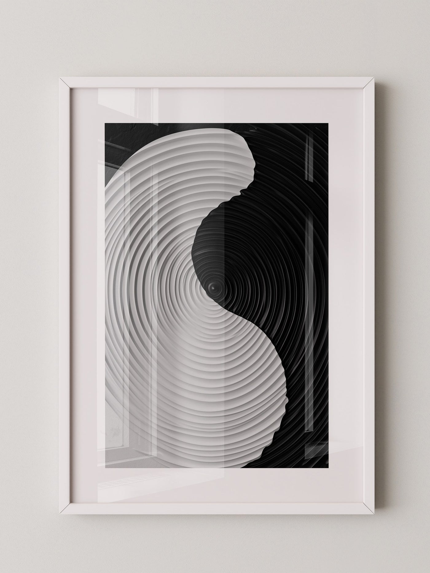 Yin Yang Wellen schwarz weiß