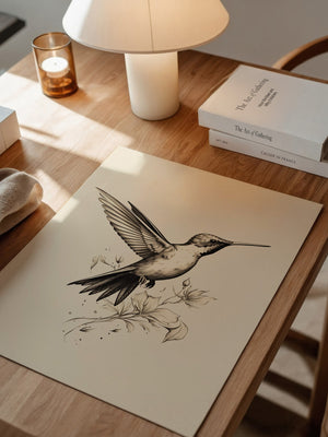 Kolibri Blumen monochrom