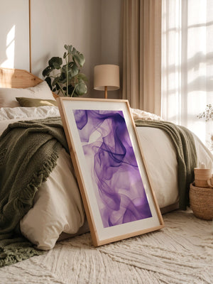 Lila Seide fließend