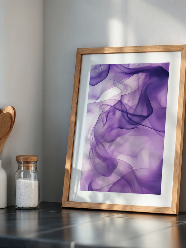 Lila Seide fließend