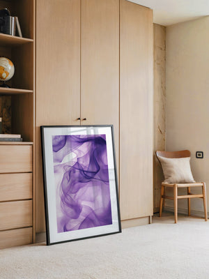 Lila Seide fließend