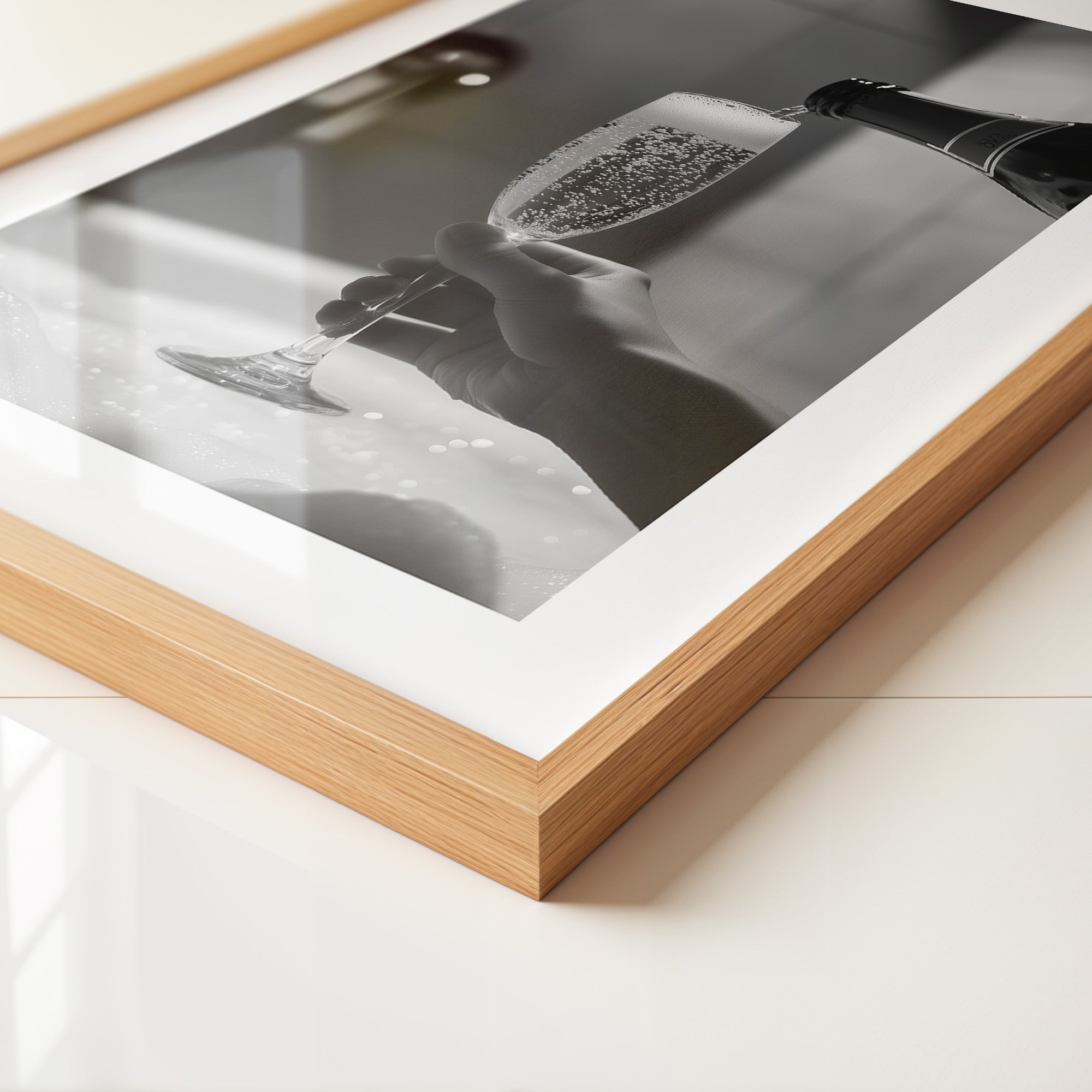 Sektglas Schwarzweiß Schaum