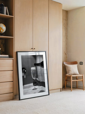 Sektglas Schwarzweiß Schaum