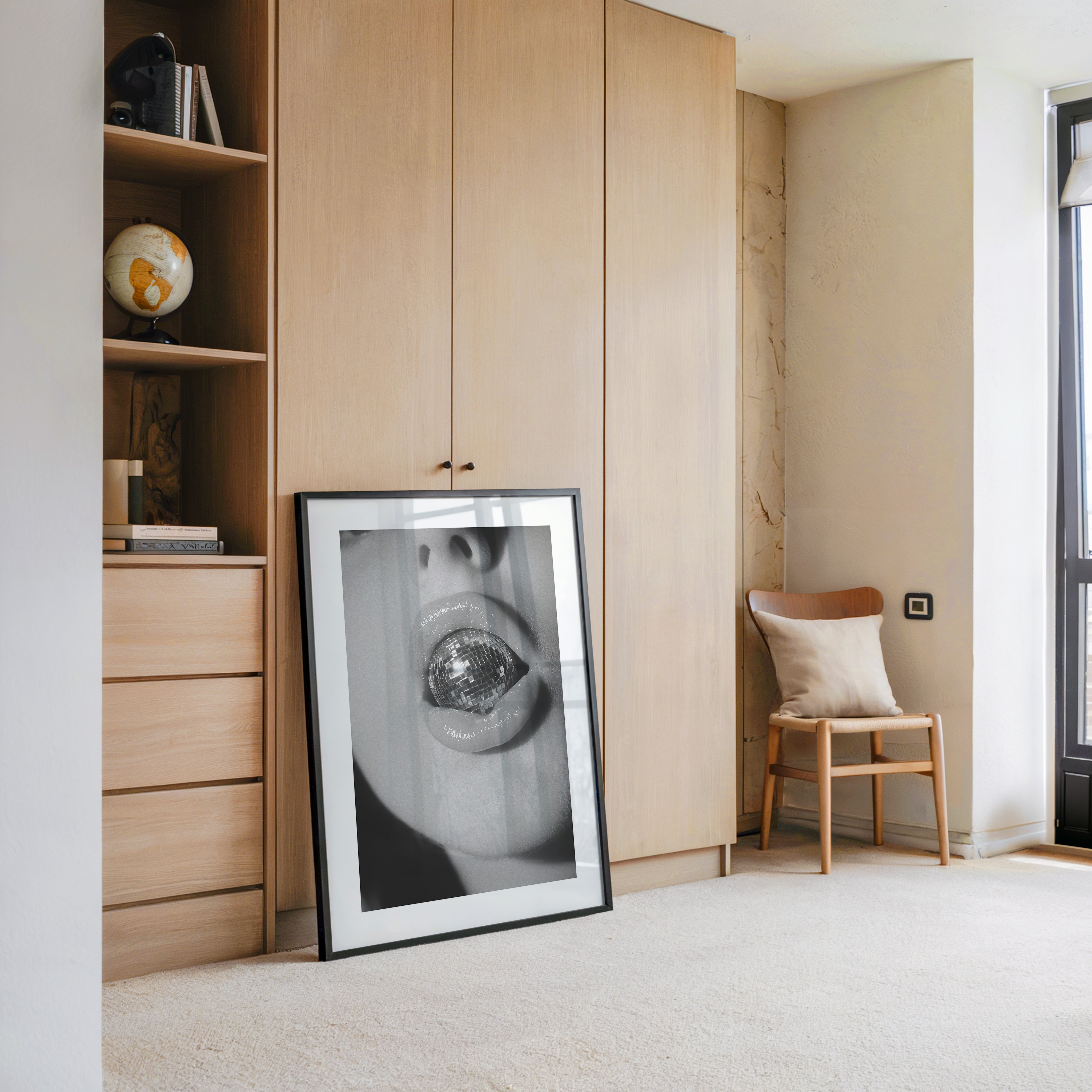 Diskokugel Mund Glanz Schwarzweiß