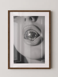 Diskokugel Mund Glanz Schwarzweiß