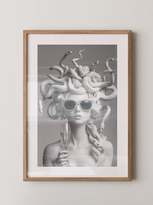 Medusa Modern S/W Glamour