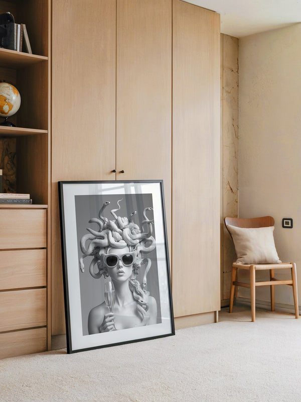 Medusa Modern S/W Glamour