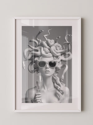 Medusa Modern S/W Glamour