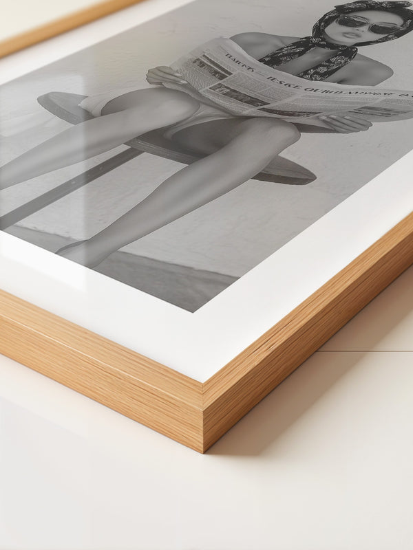 Lesende Frau Retro Schwarzweiß