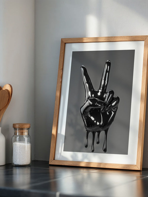 Schwarze Hand flüssig