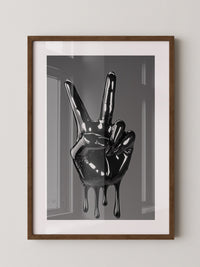 Schwarze Hand flüssig