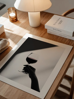 Weinglas Hand Schwarz-Weiß