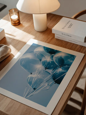 Blaue Ballons Glanzperspektive