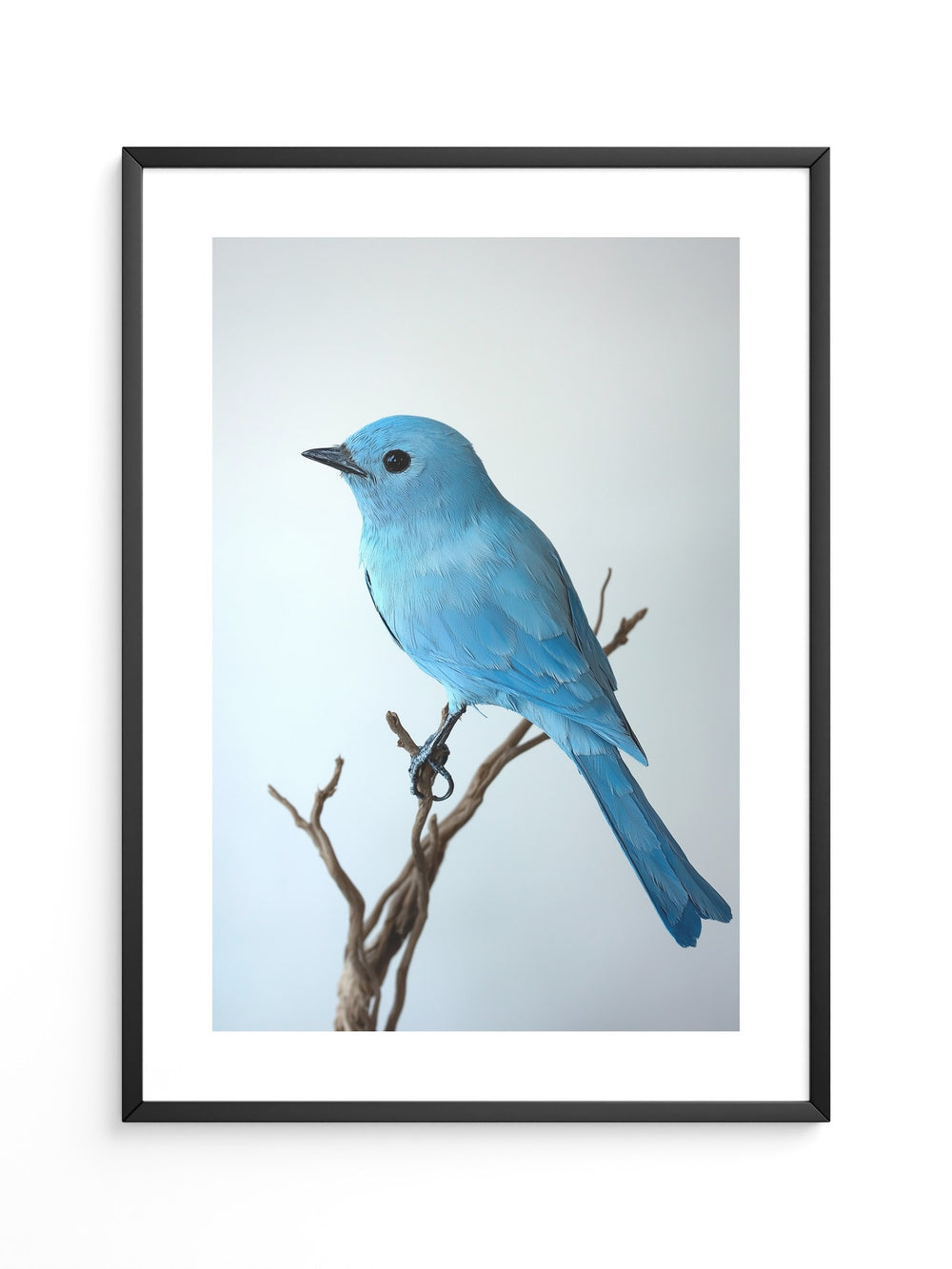 Blauer Vogel auf Zweig