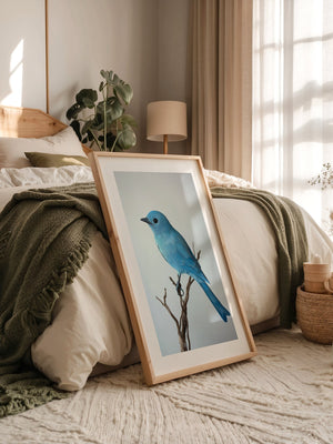 Blauer Vogel auf Zweig