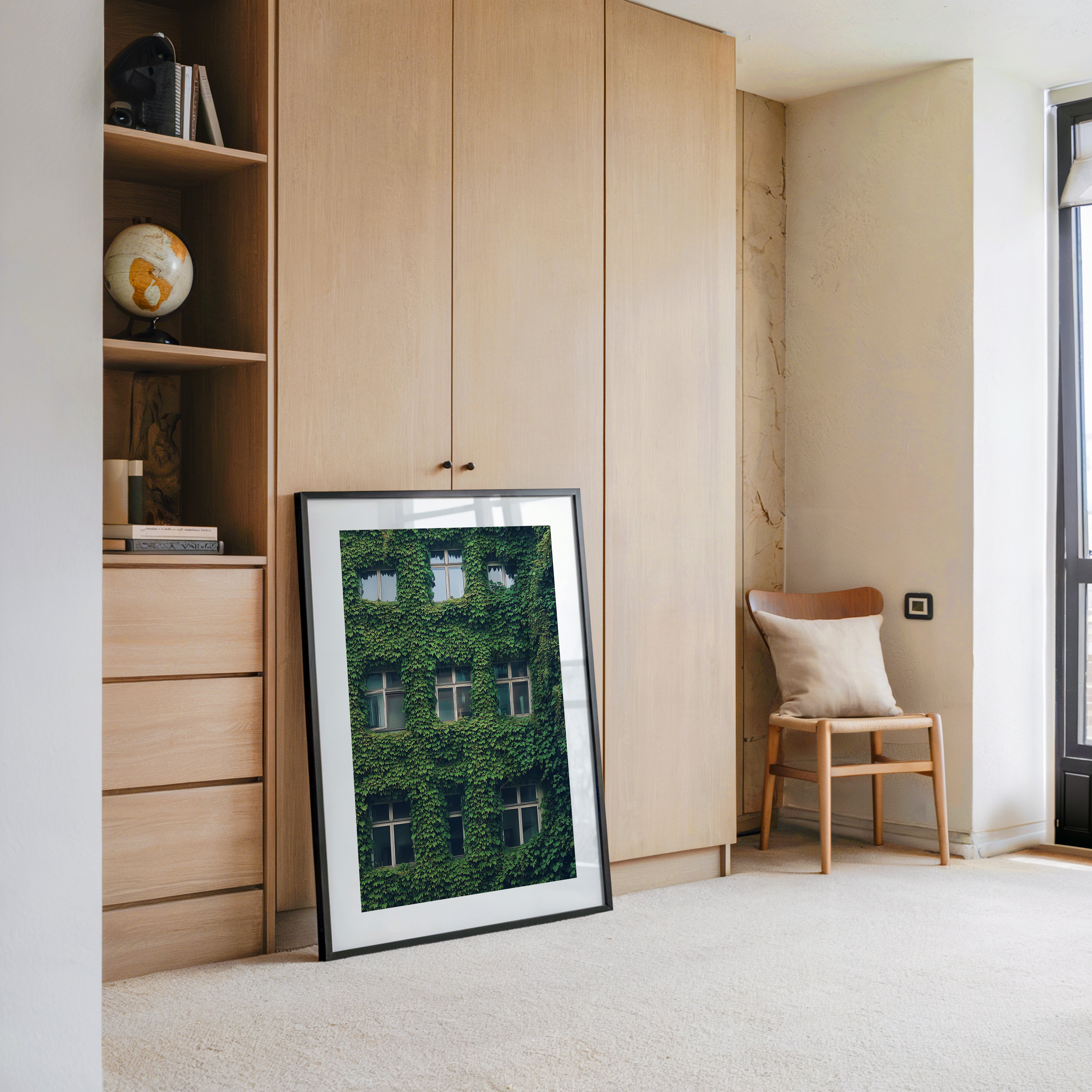 Fenster Fassade grün bewachsen