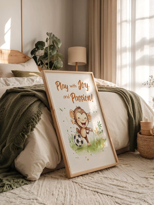 Spielender Affe mit Fußball – Aquarell-Illustration für Kinder