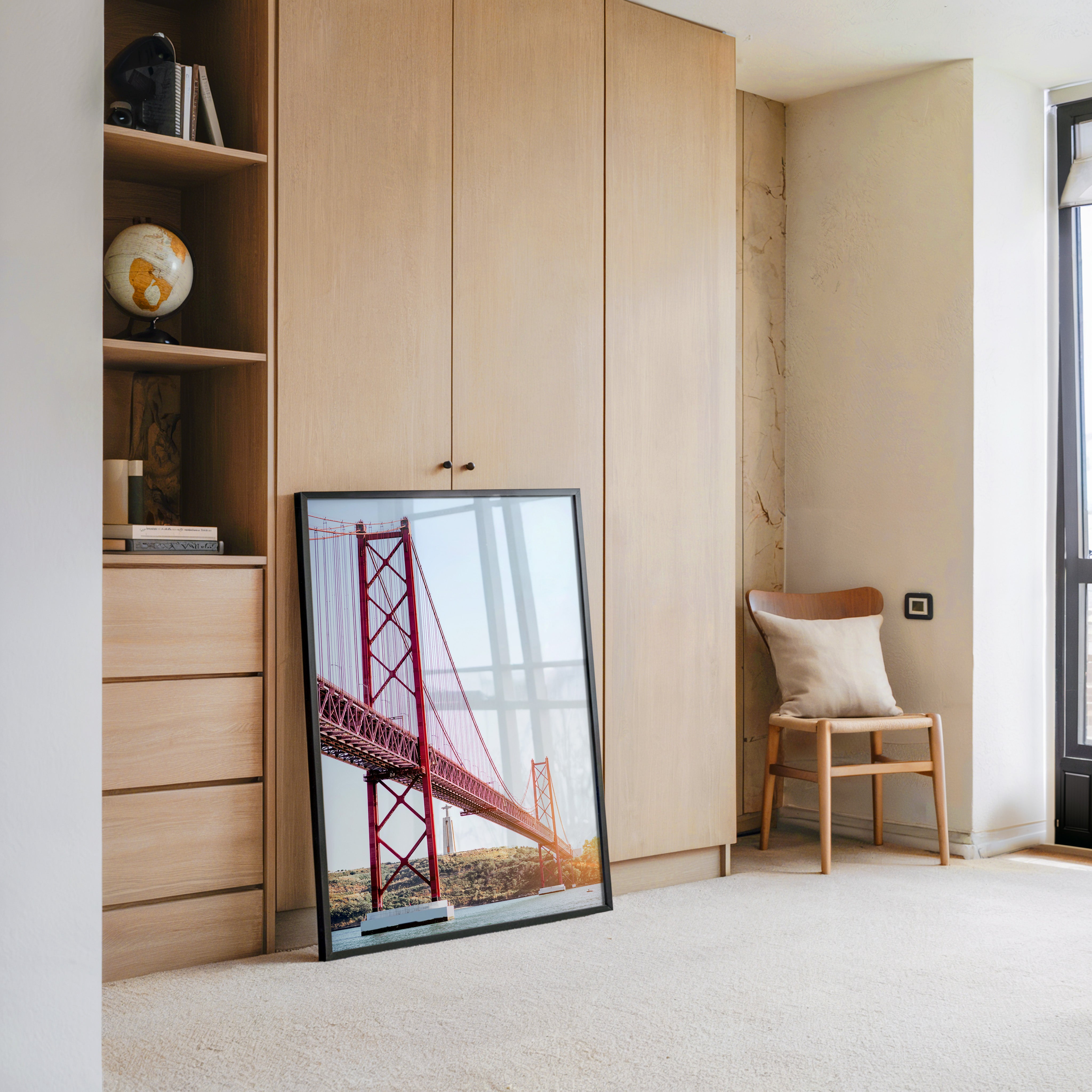 Rote Brücke Sonnenlicht