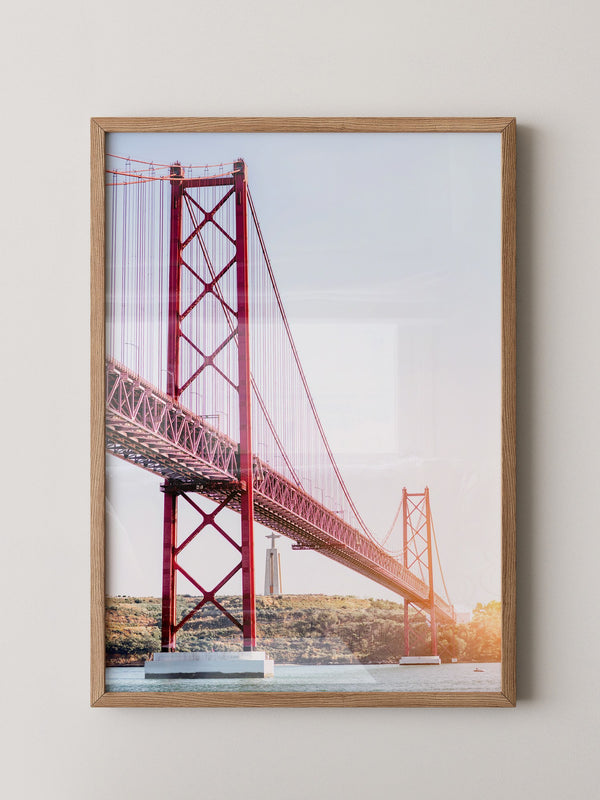 Rote Brücke Sonnenlicht