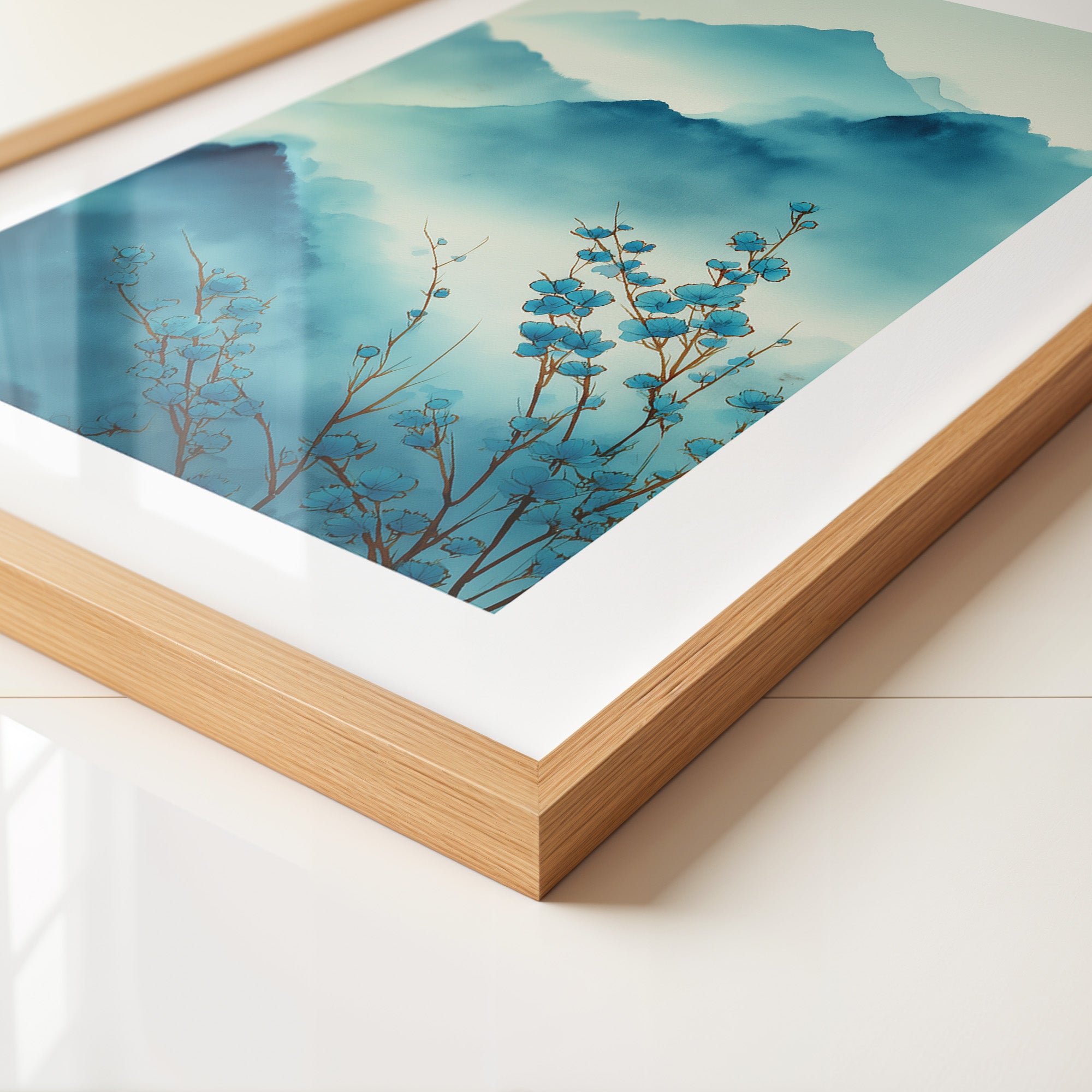 Blaue Blüten Berglandschaft