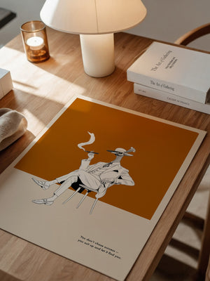 Eleganter Vogel im Anzug Grau