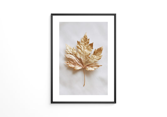 Goldenes Blatt edel