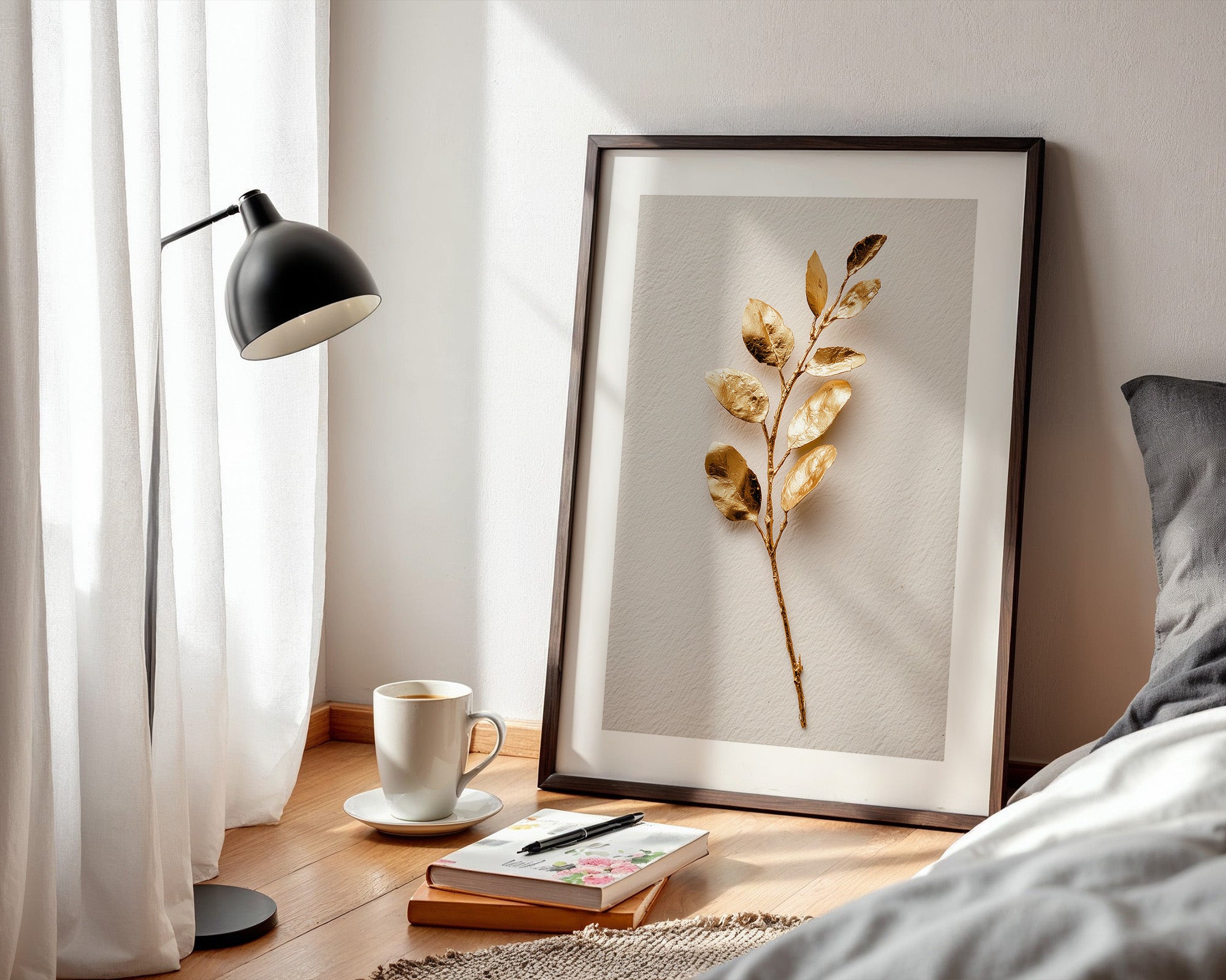 Golddetail Zweig weißer Hintergrund