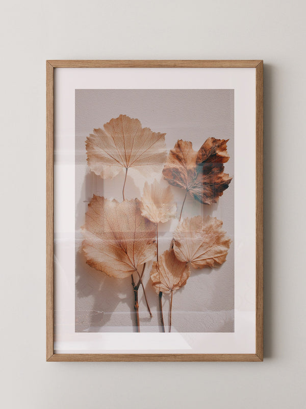 Herbstblätter filigran beige