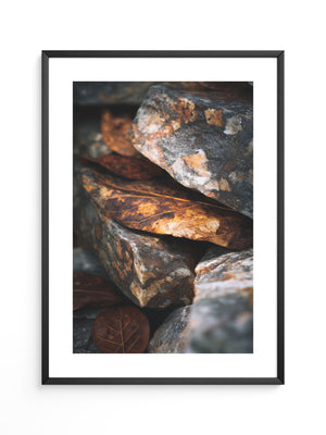 Stein Felsen Struktur Herbstlaub