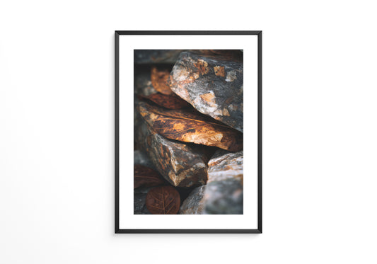 Stein Felsen Struktur Herbstlaub