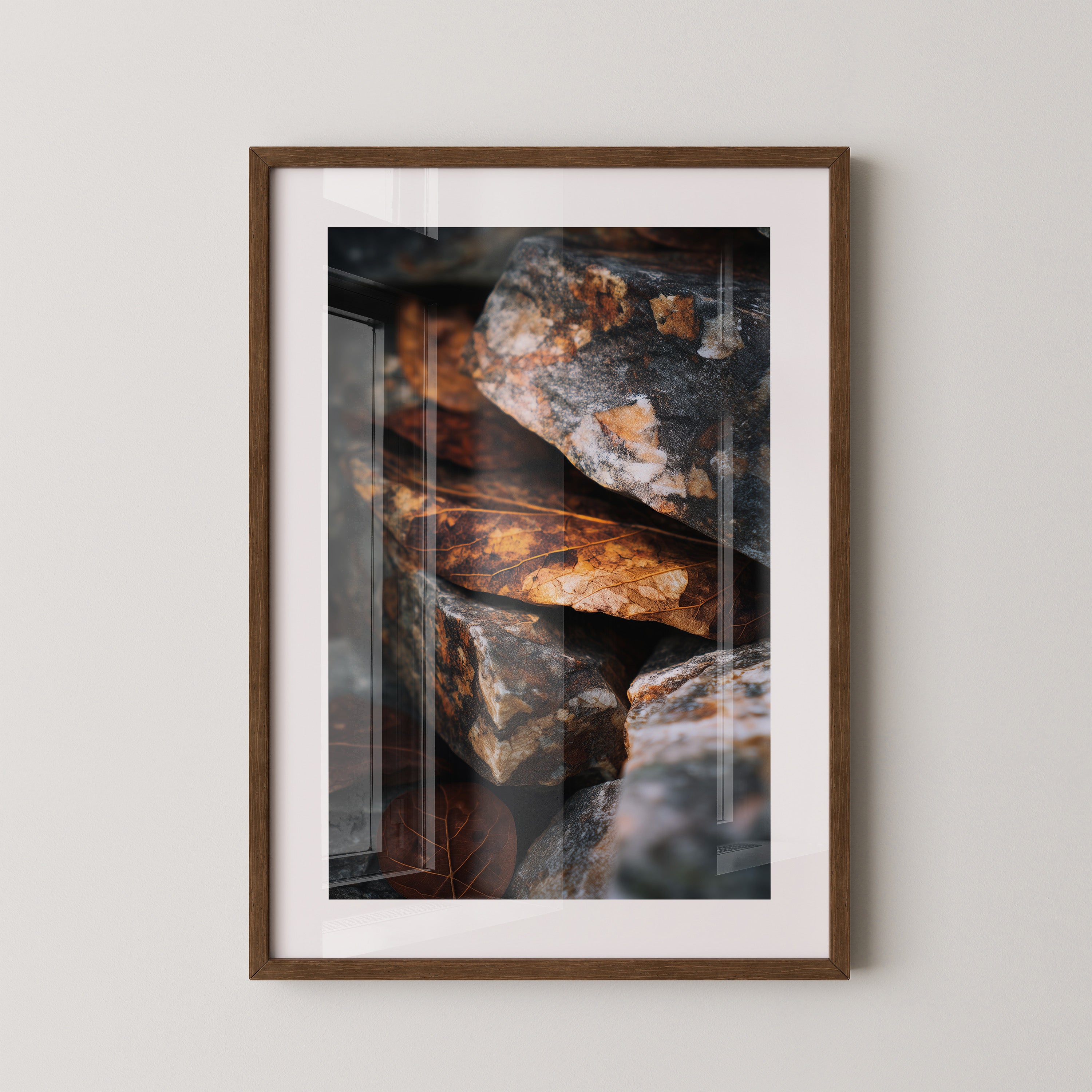 Stein Felsen Struktur Herbstlaub