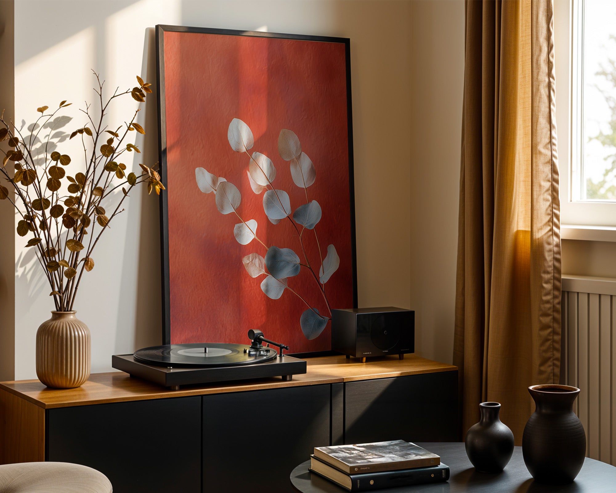 Eukalyptus Blätter orange Hintergrund