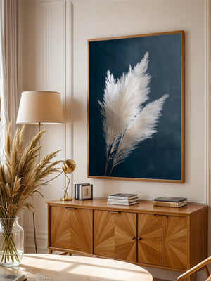 Pampasgras sanft auf Dunkelblau