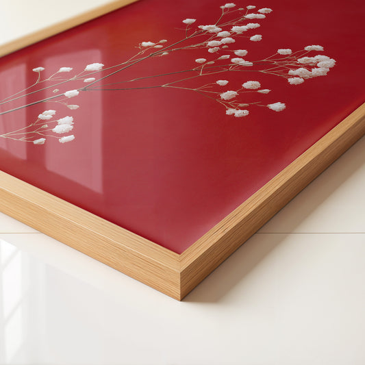 Weiße Blüten rot Hintergrund