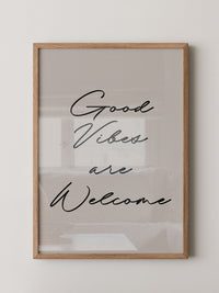 Schriftzug Good Vibes modern