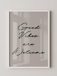 Schriftzug Good Vibes modern