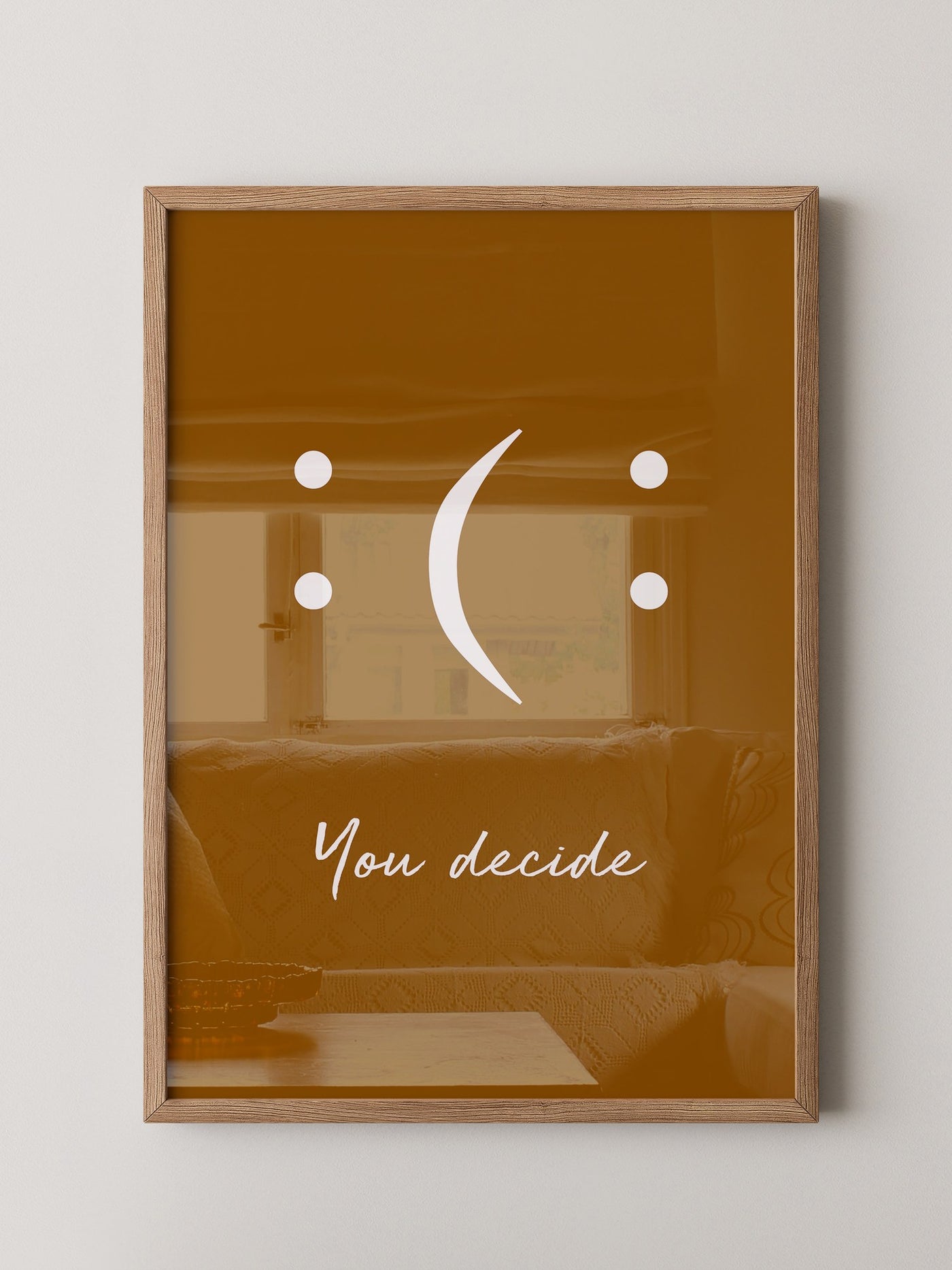 Minimalistisches Gesicht Braun