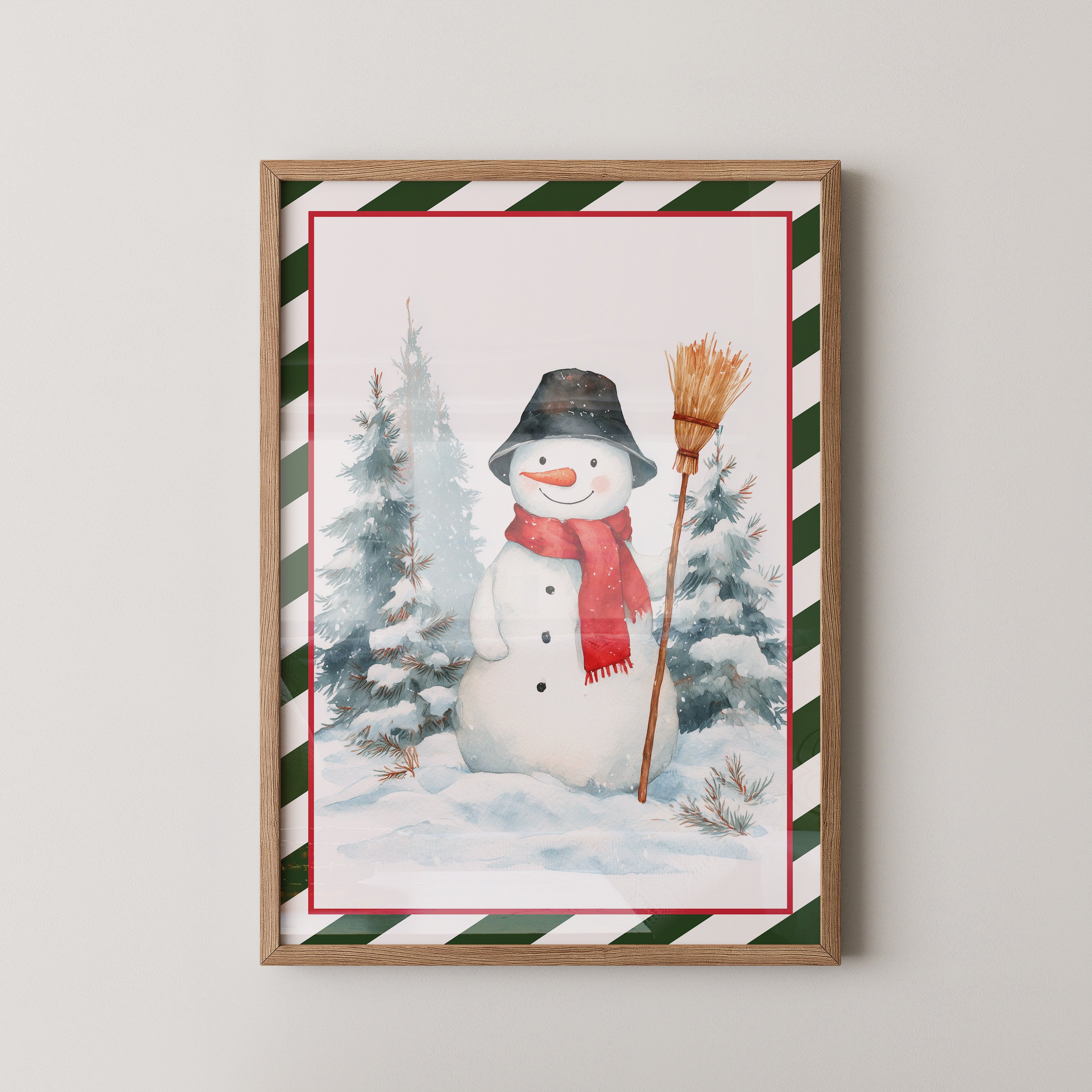 Schneemann mit rotem Schal Winterwald