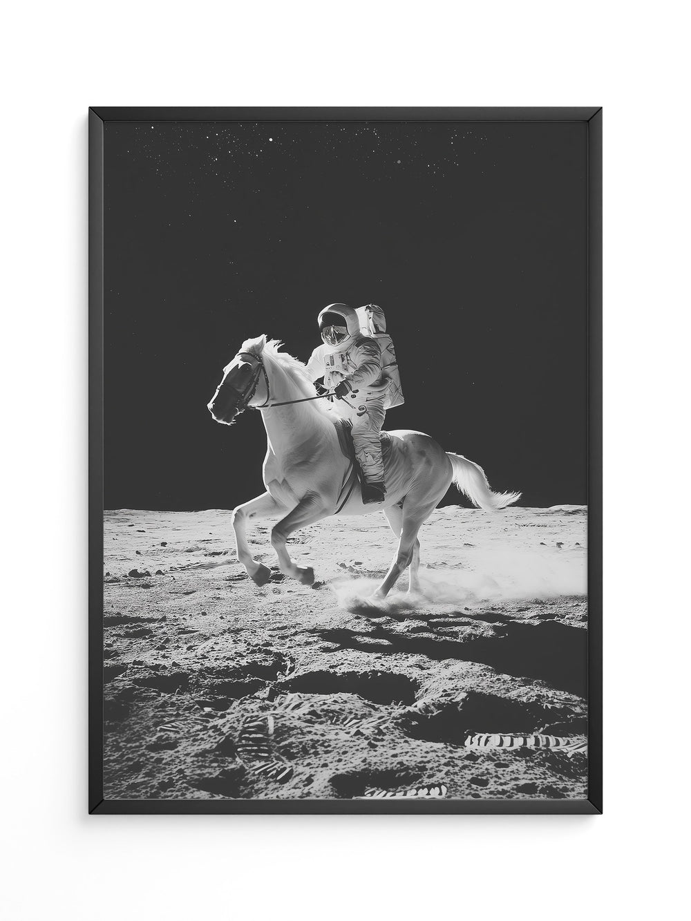 Astronaut reitet Pferd Mondlandschaft