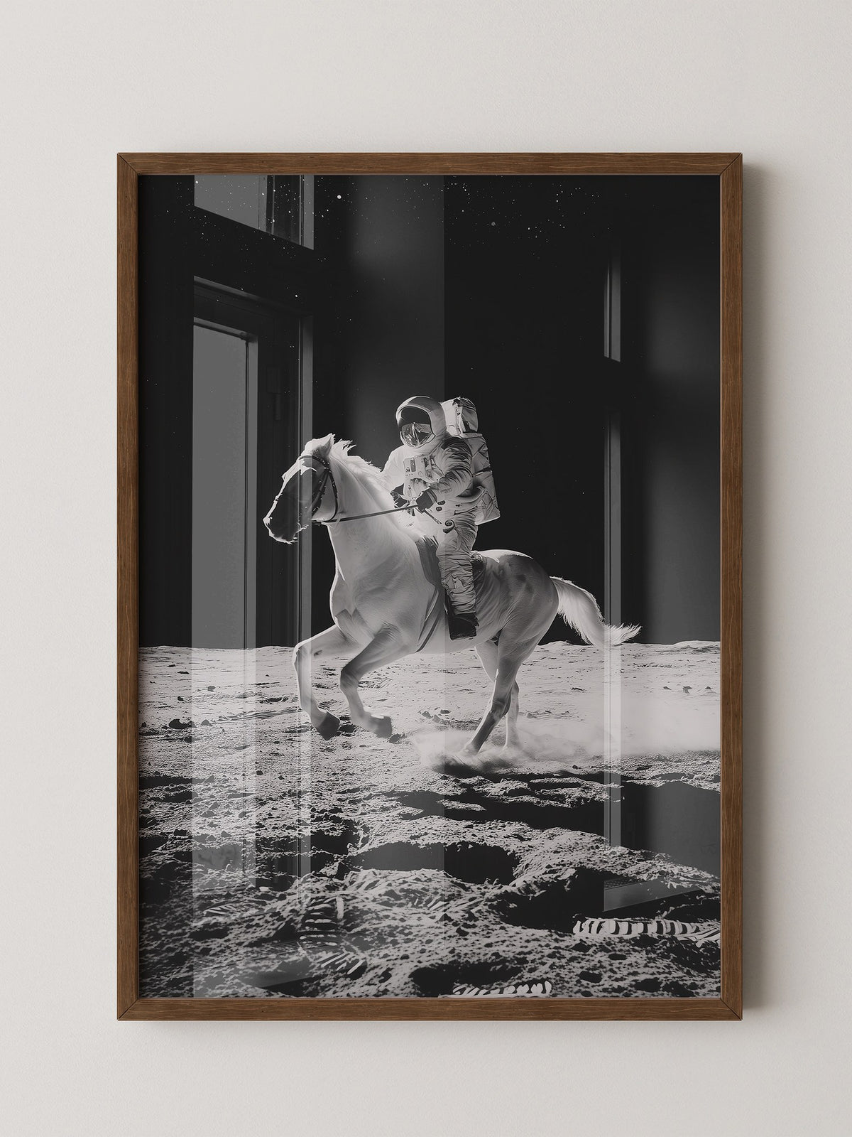 Astronaut reitet Pferd Mondlandschaft