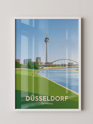 Rheinturm Düsseldorf Flusslandschaft