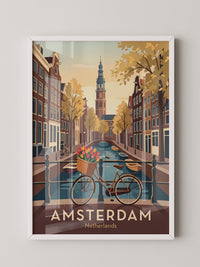 Fahrrad und Tulpen an Amsterdamer Gracht