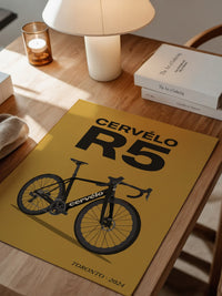 Rennrad schwarz moderne Typografie