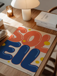 Soleil Bunte Buchstaben kontrastreich