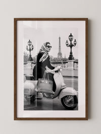 Eiffelturm Vespa Fahrt Retro Stil