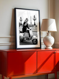 Eiffelturm Vespa Fahrt Retro Stil